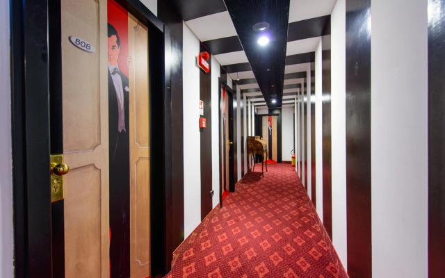 Admiral Art Hotel