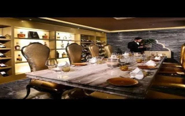 Edenpark New Delhi (Qutab Hotel)