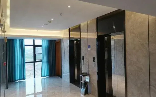 Unitour Hotel (Yulin Rong County Rongzhou Bridge Railway Station)