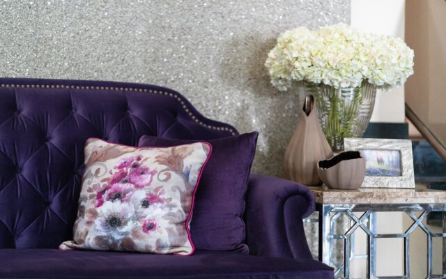 Clove Villa