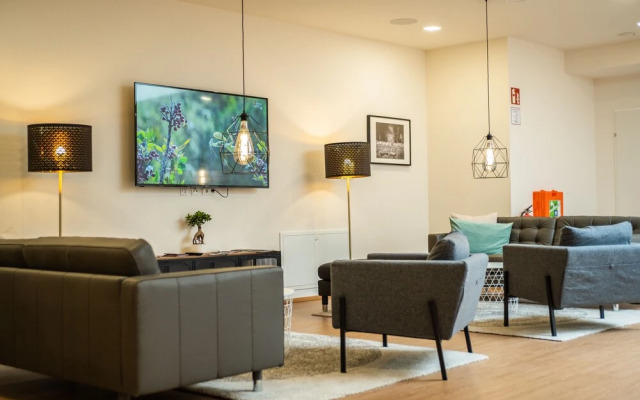 Jimmy's Apartments Sapphire