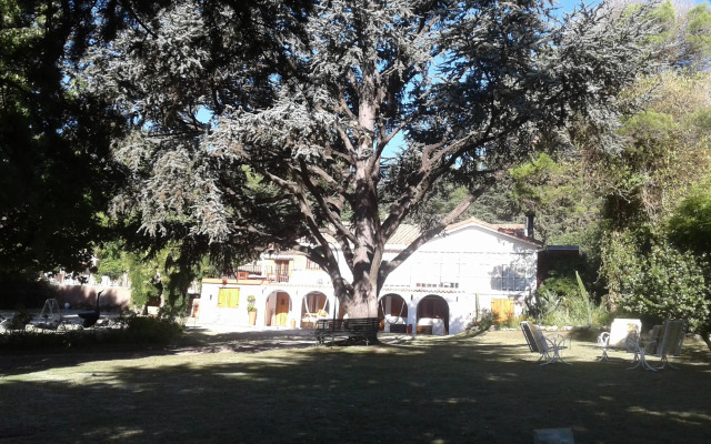 Summit Posada Boutique