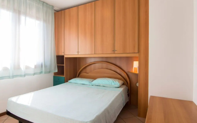 Cozy Holiday Home in Rosolina near Sea Beach