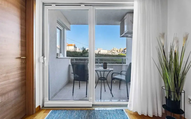 Apartment Maya by Litto