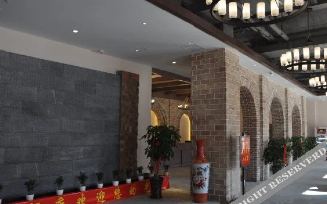 Scenery Hotel