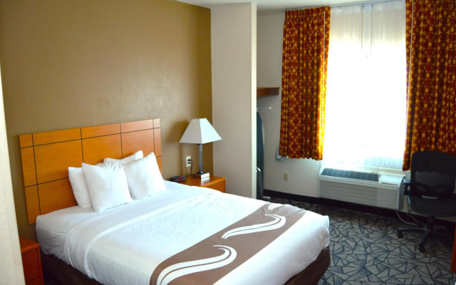 Quality Inn Coralville - Iowa River Landing