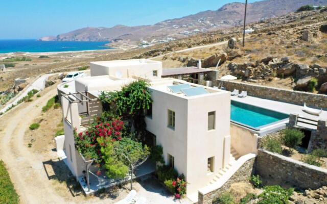 Aviola Mykonos (Villa Ftelia)