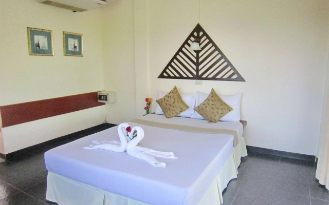 Thaniza Beachfront Resort