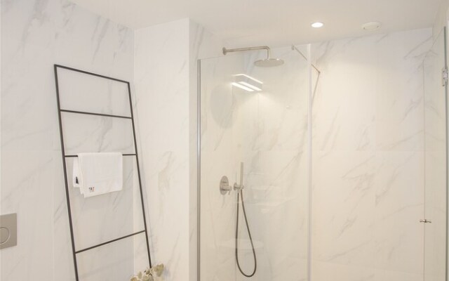 Liiiving - Cooper Residence Apartment