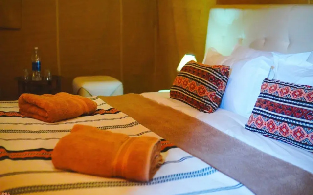 Dounia Luxury Camp