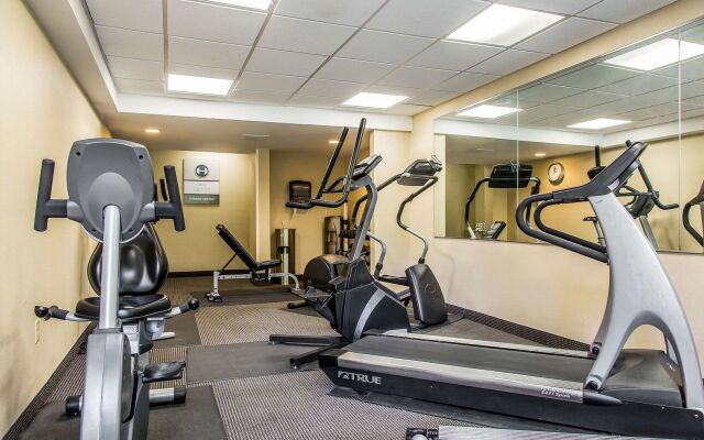 Hamden Hotel and Suites – Hamden New Haven