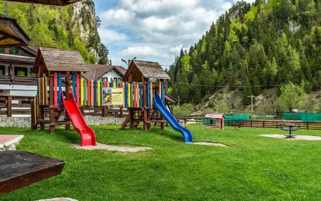 Hotel Gradistea - Complex Cheile Gradistei