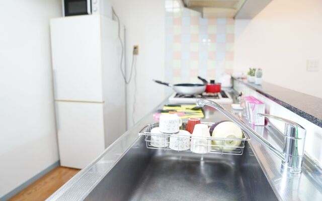 Metro Daikoku Apartment