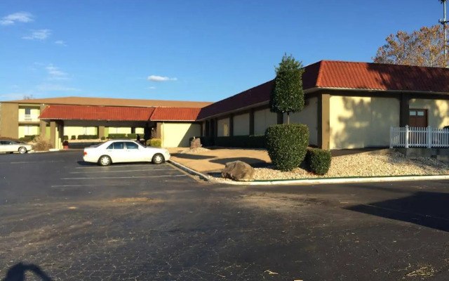 Motel 6 Stockbridge, GA – Hwy 138 W