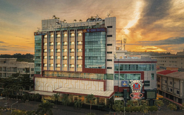 M One Hotel