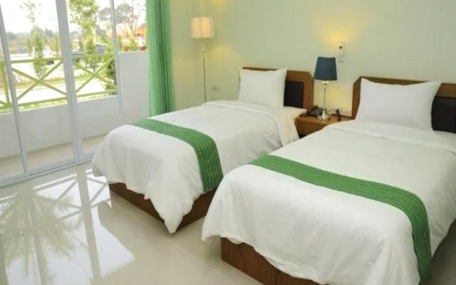 Ingmoon Riverside Resort And Spa