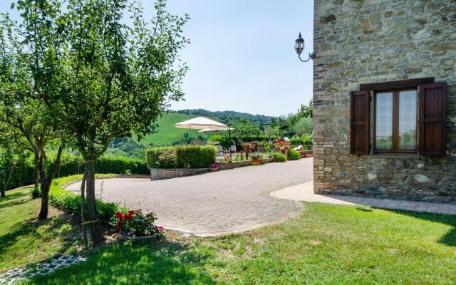 Serene Holiday Home in Urbino with Private Pool