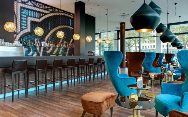 Motel One Köln-Altstadt