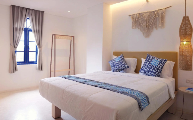 Little Mykonos – Guest Rooms – Bandung