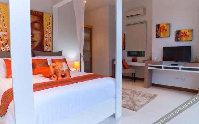 Evaluna Villa