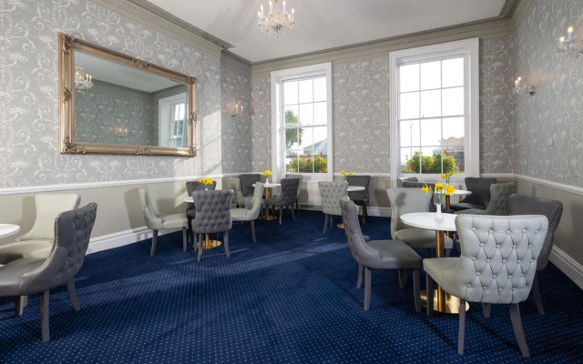 The Hotel Rex