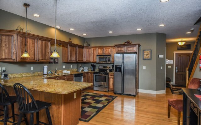 Breathe Easy 5 Bedroom Townhome