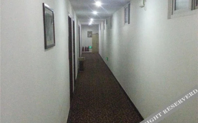 Xiari Express Hostel