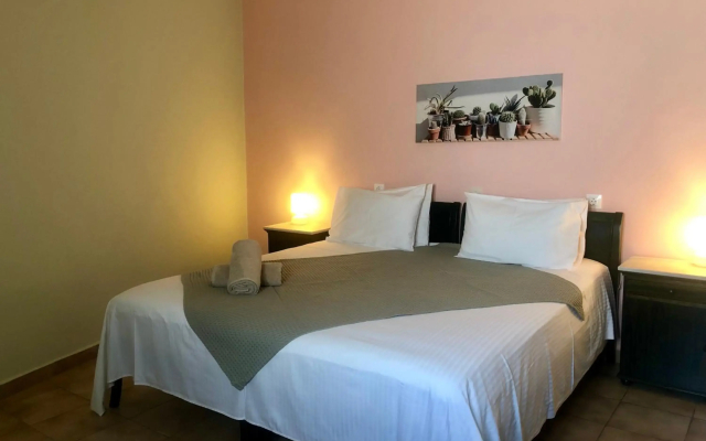 Nicolas Beach Guesthouse