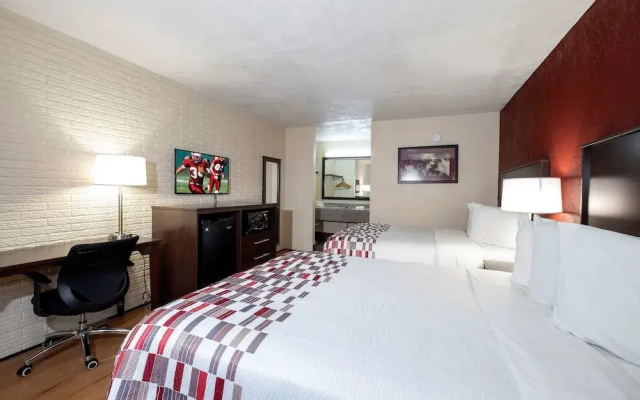Red Roof Inn West Point