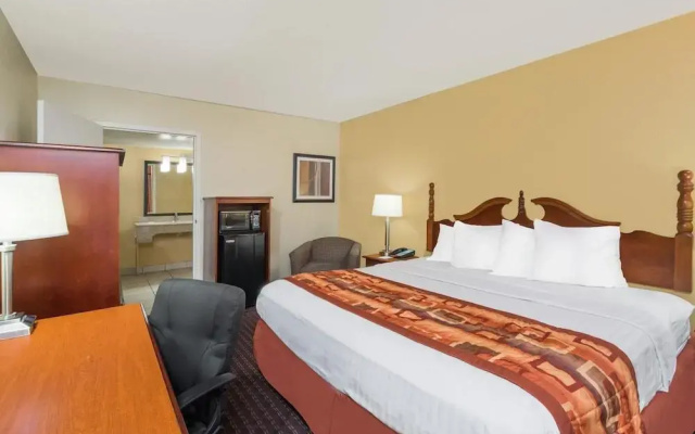 Best Western Fairwinds Inn