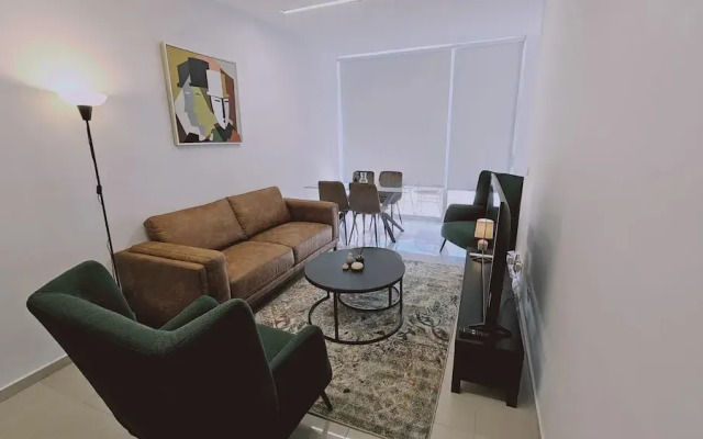 104 NIC - 501 Stay Cosmo City Suite
