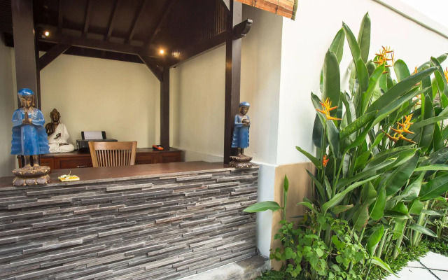 Solo Villas and Retreat