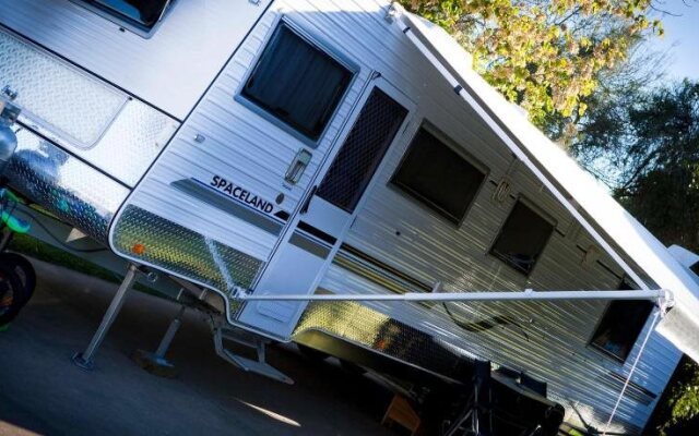 Strayleaves Caravan Park