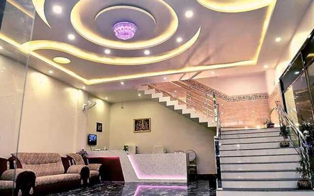 Fabhotel Elegance