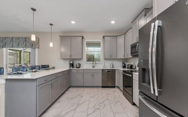 Family Friendly! 6bed 5Ba Villa with Pool