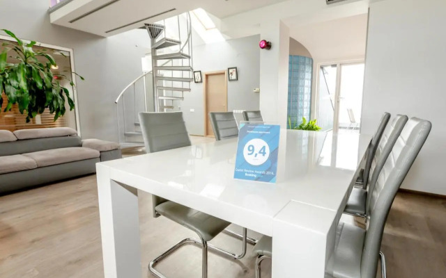 Penthouse apartment