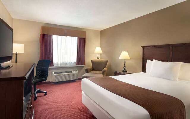 Baymont by Wyndham Kansas City KU Medical Center