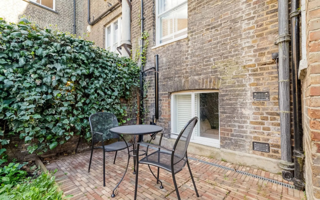 Historic 18th Century Terrace House