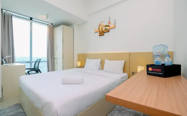 Cozy Stay Studio At Lrt City Bekasi Apartment
