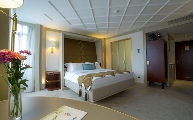 Mega Residence - Special Class