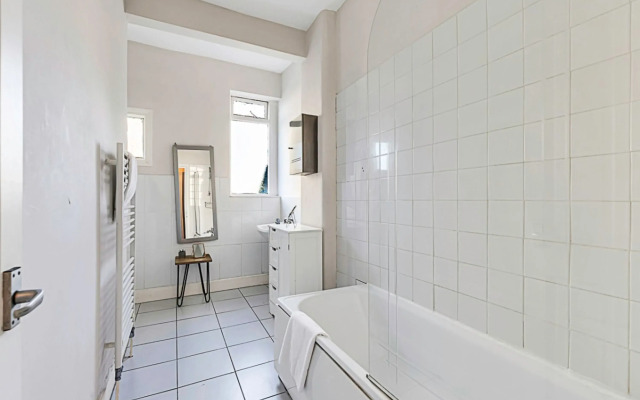Clapham Oasis: 1 Bedroom, Sauna, Garden Retreat