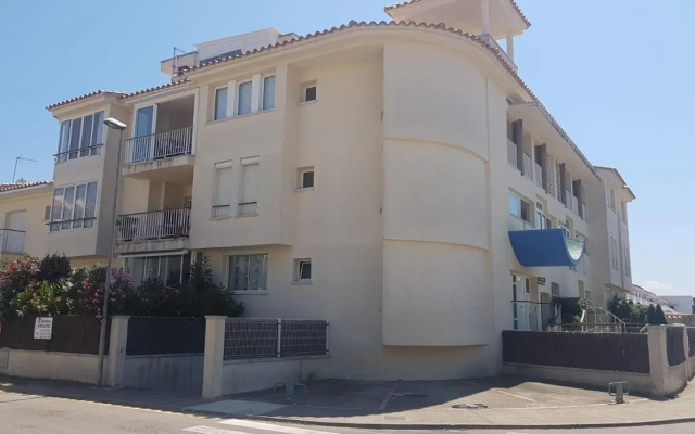 Magnífico apartamento junto al canal principal.