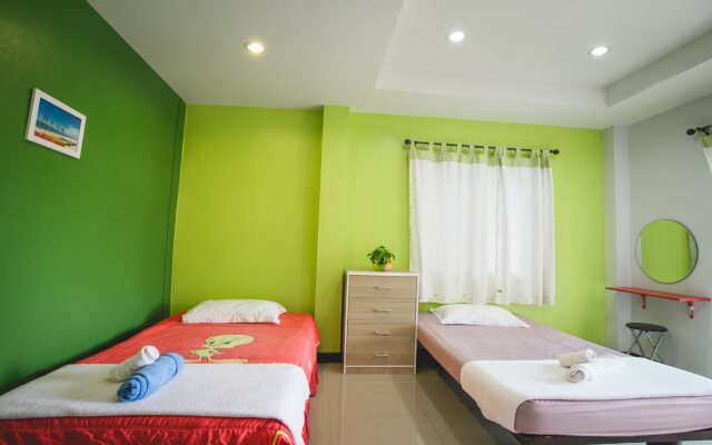 Tharadol Beach Resort