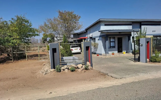 Shalakwe Hills-Inn Guesthouse