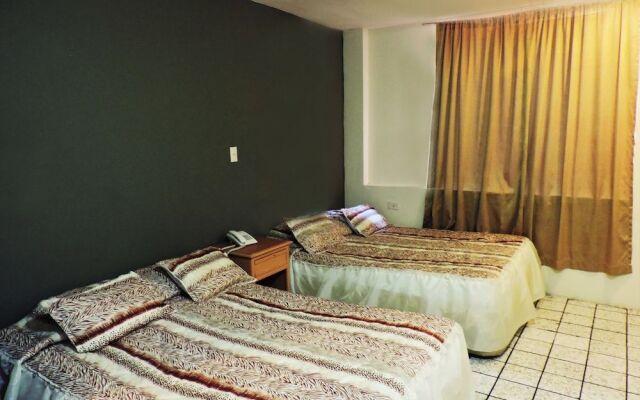Hotel Grand Reyes