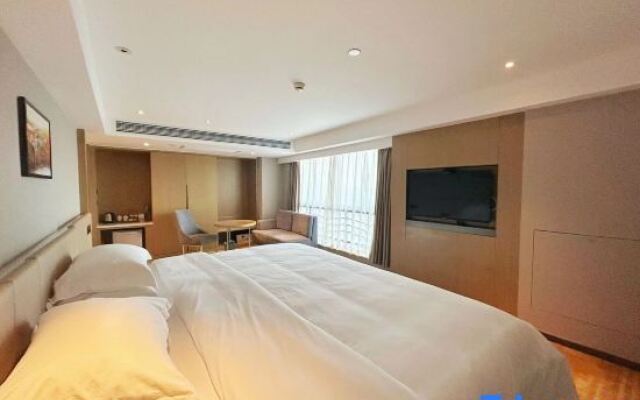 Wassim R Hotel