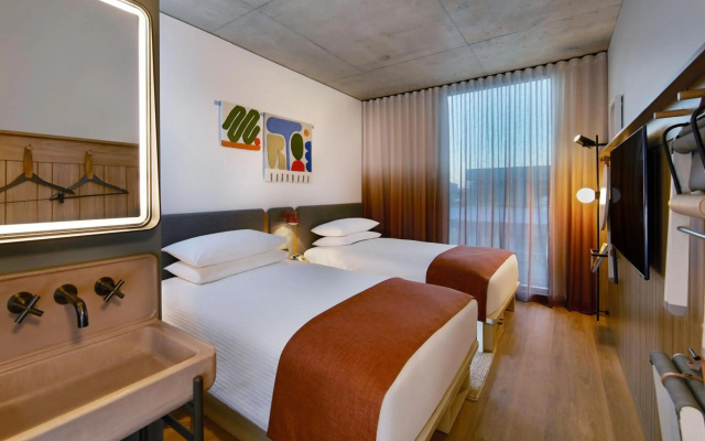 Moxy Sydney Airport