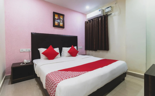OYO 8065 Accovah Map5 Inn