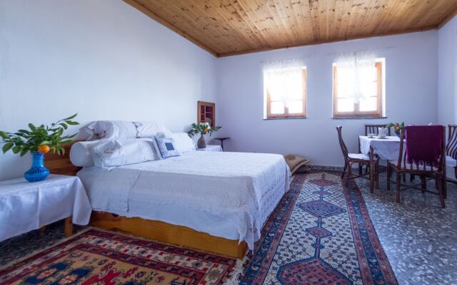 Nightingale Cottage Pelion