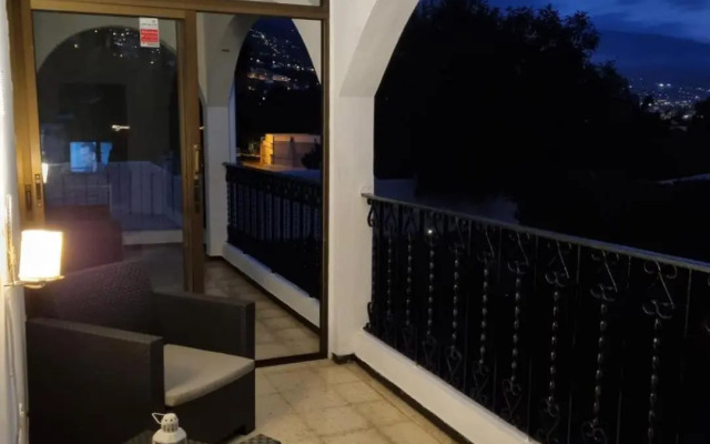 La Casa de Lucy & Karin